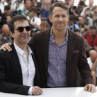 El director Atom Egoyan y el actor Ryan Reynolds.