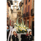 Antolín de Cela retira el luto a la Virgen de la Encina junto al Santísimo bajo palio. LUIS DE LA MATA