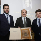 La entrega se produjo ayer en el campus. MARCIANO