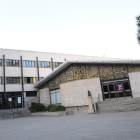 Imagen del exterior del Instituto Juan del Enzina en el centro de la capital.