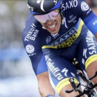 Alberto Contador, en pleno esfuerzo, durante una contrarreloj.