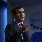 El vicesecretario de comunicación del PP, Pablo Casado, en una rueda de prensa reciente.