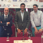 Manuel García, Antonio Vázquez  y Carlos Cueto presentan el IV Torneo de Golf Hotel Conde Luna.