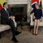 La primera ministra británica, Theresa May, junto al presidente Mariano Rajoy, en Downing Street.