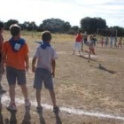 Un grupo de niños participando en unos juegos en la pasada edición de las fiestas de Castrillo