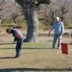 Tres de los participantes en el torneo finalizando un recorrido