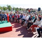 Gancedo en la celebración en Trobajo. CARLOS S. CAMPILLO