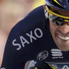 Alberto Contador, en plena cronoescalada entre Embrun y Chorges.