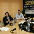Natalia Rodríguez, Luis Aznar, Ángel Valencia y la moderadora, Nuria González durante la tertulia