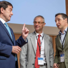 Mañueco, el alcalde de Salamanca y el rector de la Usal ayer, en el Salamanca Tech Day. SUSANA MARTÍN