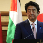 El primer ministro japonés, Shinzo Abe, compareció ayer.