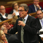 El presidente catalán, durante su intervención ayer en el Parlamento catalán.