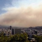 El humo sobre Varvana, a 30 kilómetros de Atenas.