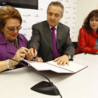 Mercedes García, Dionisio Domínguez y Flor Juan.