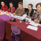 Acto celebrado ayer en el instituto Juan del Enzina sobre violencias machistas. F. OTERO PERANDONES