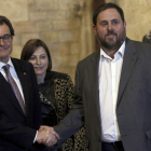Mas y Junqueras estrecharon sus manos al acordar la fecha de las elecciones.