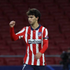 El delantero portugués del Atlético de Madrid Joao Félix celebra su gol. JUANJO MARTÍN