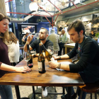 Los vinos, tanto de Bierzo como de Tierra de León, están presentes en la oferta del nuevo ‘street food market’