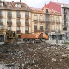 Un momento del inicio de las obras en Santocildes ayer por la mañana
