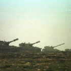 El convenio compensa los daños ocasionados por vehículos militares en las carreteras.