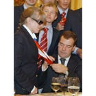 Medvedev recibió ayer a los deportistas que acudieron a los Paralímpicos