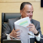 Mario Amilivia, presidente del Consejo de Cuentas, durante la presentación del informe. DL