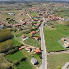 Vista aérea de Sariegos, uno de los 127 ayuntamientos de León con superávit.