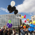 Suelta de globos en los actos conmemorativos del Día Internacional de la Discapacidad.
