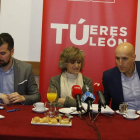 La ministra de Sanidad con Luis Tudanca y José Antonio Díez