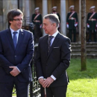 El president de la Generalitat, Carles Puigdemont, junto al lehendakari, Iñigo Urkullu