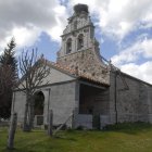 Los pendones de la zona se concentrarán el próximo martes en el torreón de la localidad leonesa para sumarse después a la procesión de la Virgen de las Nieves.