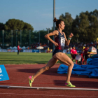 Blanca Fernández corriendo los 1500 metros en el Campeonato de España hace dos semanas. DL