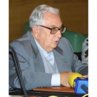 J. M. Fernández Catón.