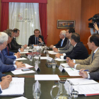 De Santiago-Juárez preside la reunión de la Comisión de Coordinación Territorial. A. ÁLVAREZ