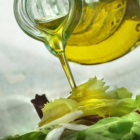 Un estudio científico asegura que el consumo de aceite de oliva virgen extra reduce en dos tercios la probabilidad de sufrir cáncer de mama.