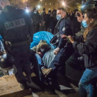 Desalojo policial del campamento en París. CHRISTOPHE PETIT TESSON