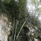 Vista de la entrada del santuario paleolítico, un yacimiento prehistórico único en Europa.