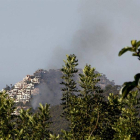 El fuego declarado en una zona forestal de Monport, junto al puerto de Andratx, mientras la Reina, el Príncipe y la infanta Cristina visitaban el centro de control del incendio de la Serra de Tramuntana de Mallorca