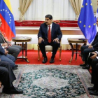 Nicolás Maduro, reunido con el Grupo Internacional de Contacto (GIC), el jueves en el palacio de Miraflores, Caracas.