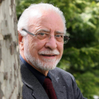 El escritor y académico leonés José María Merino
