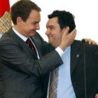 Zapatero, en una foto de archivo con José Luis Ramón.