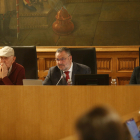 Un momento del Pleno celebrado esta mañana en la Diputación de León. FERNANDO OTERO