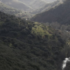 El río Cabrera cruzando las montañas de la comarca. JESÚS F. SALVADORES