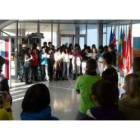 Los alumnos del Instituto Eras de Renueva dan la bienvenida a sus jóvenes extranjeros.