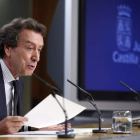 El portavoz de la Junta, José Antonio de Santiago-Juárez, ayer en la rueda de prensa .