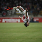 Rodri sentenció el partido para la Cultural y celebró el gol con la pirueta que muestra en la imagen.