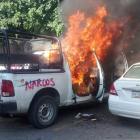 Un vehículo de la policía fue quemado en la ciudad de Chilpancingo (estado de Guerrero).