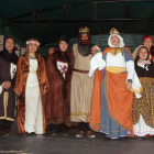 Representación de la figura de la reina Doña Urraca, ayer en un acto electoral de la UPL.