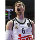 Nocioni celebra el pase a la final ante el Fenerbahce.
