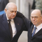 Saludo del ministro de Interior español y francés.